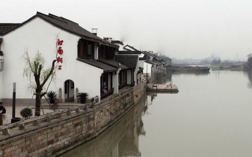 救援水管工